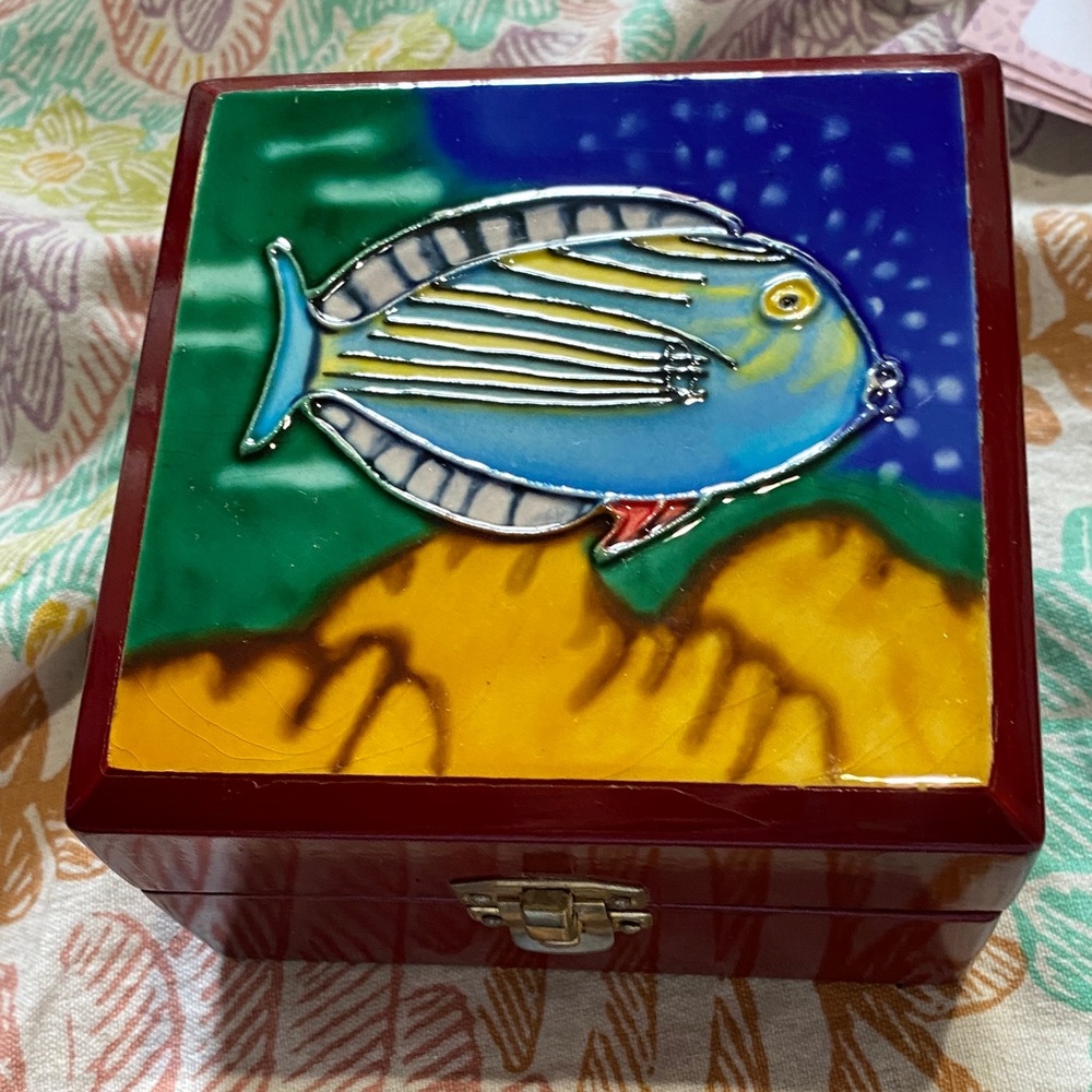 Lacquered Mahogany Wooden Box With A Fish Tile on Top.Metal Closure. EUC no wear